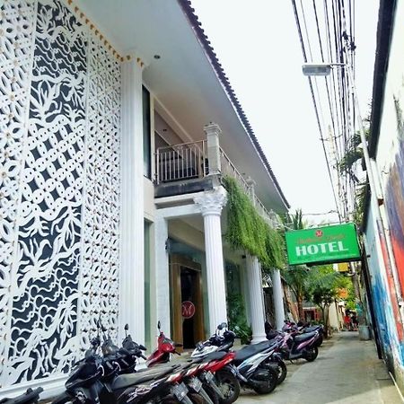 Malioboro Garden Hotel Yogyakarta Exterior photo