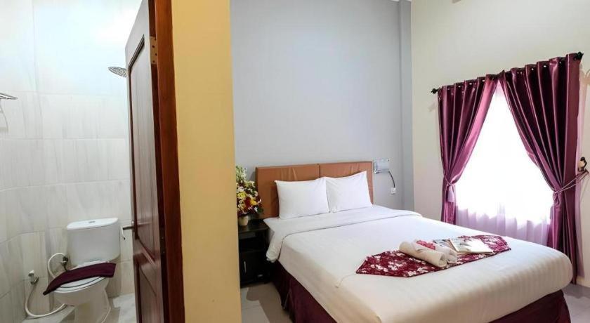 Malioboro Garden Hotel Yogyakarta Exterior photo